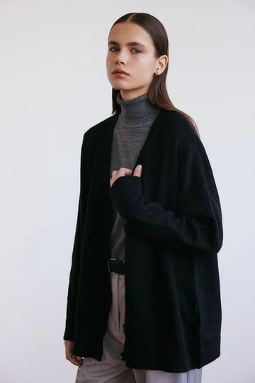 MINN BLACK CARDIGAN