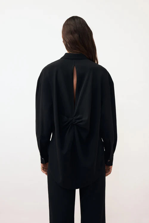 AILA BLACK SHIRT