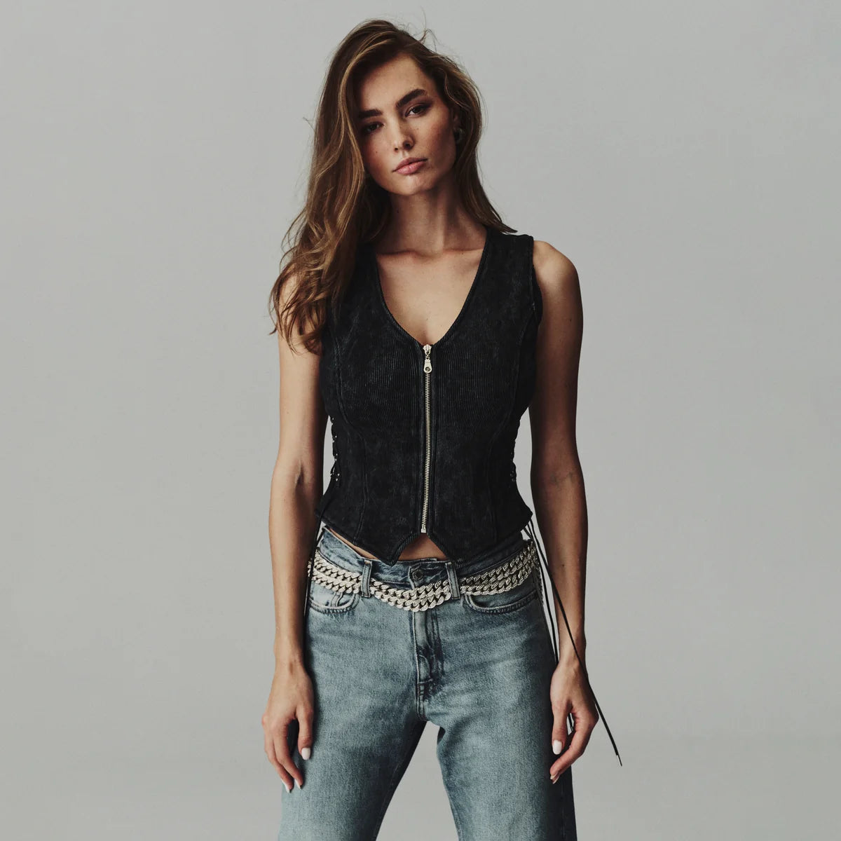 MAGDALENA VEST TOP