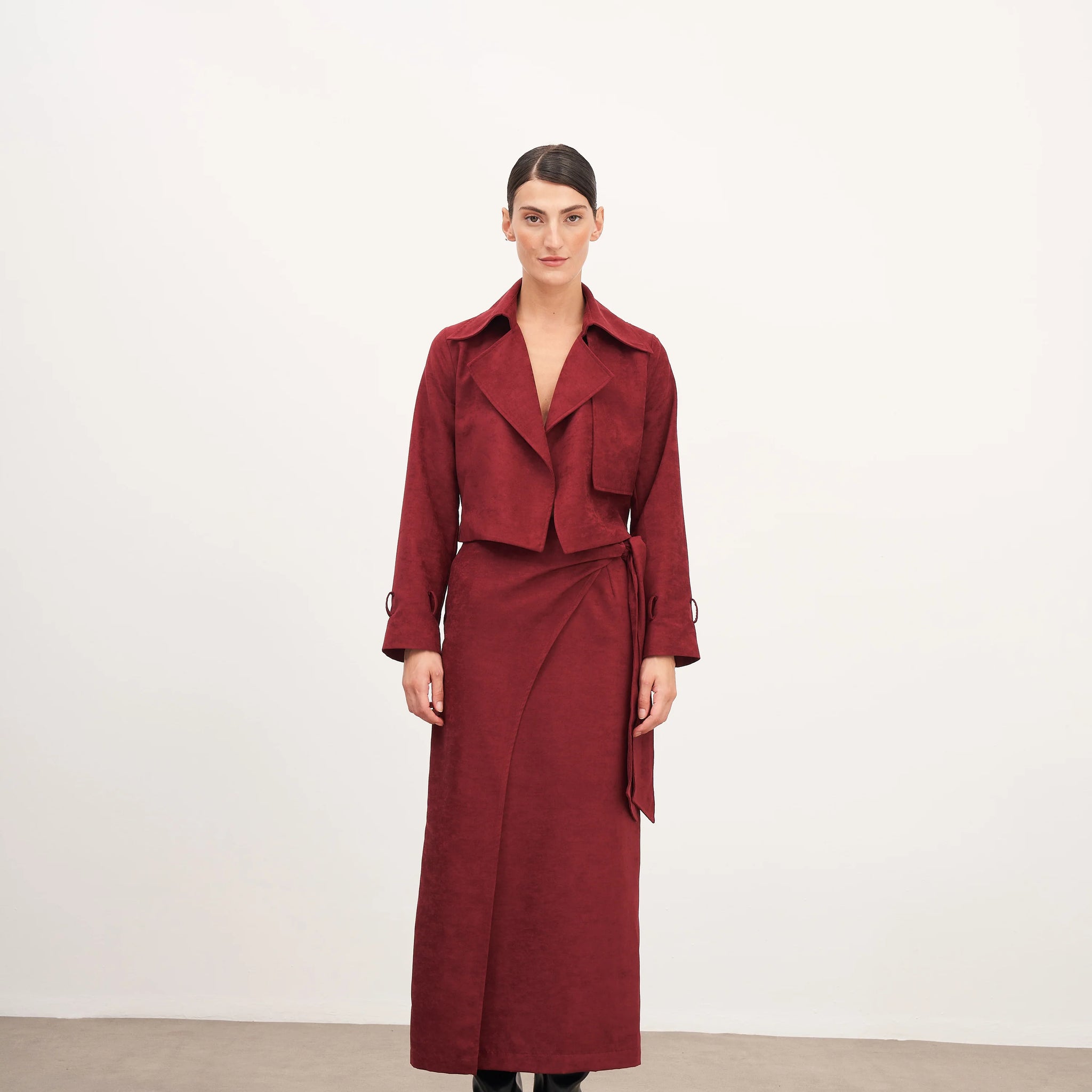 Bordo Süet Kemerli Kısa Ceket