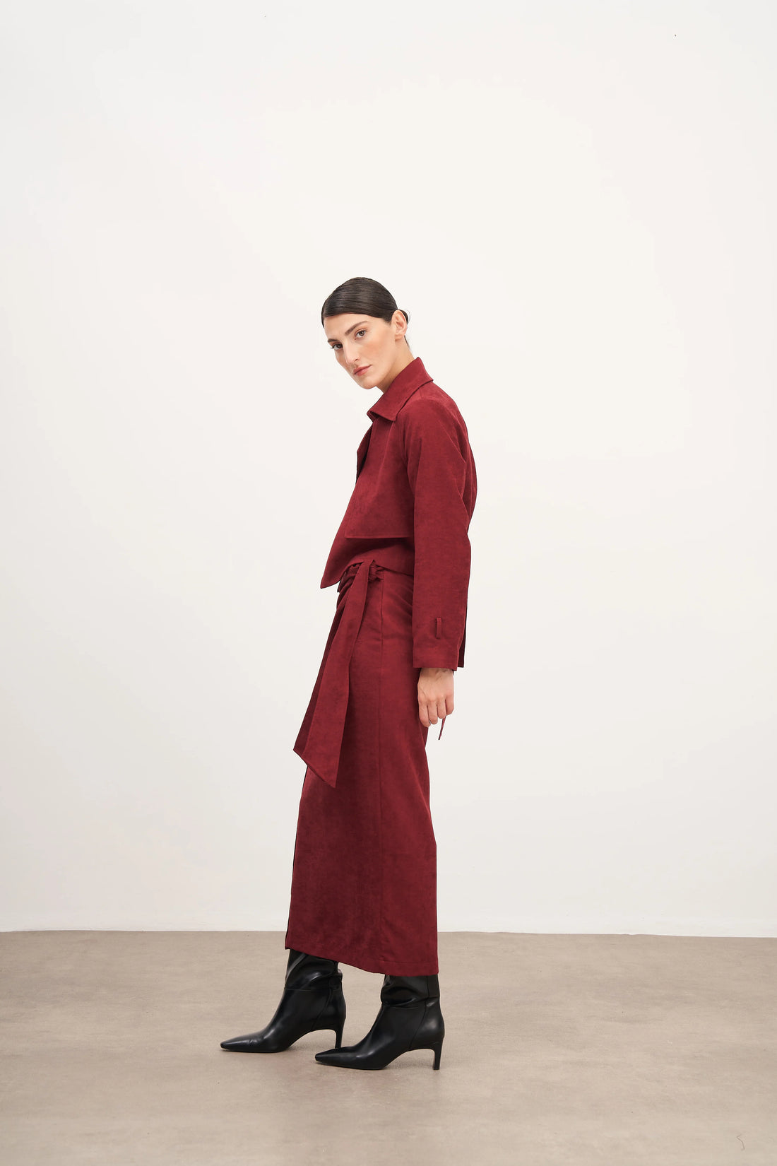 Bordo Süet Kemerli Kısa Ceket