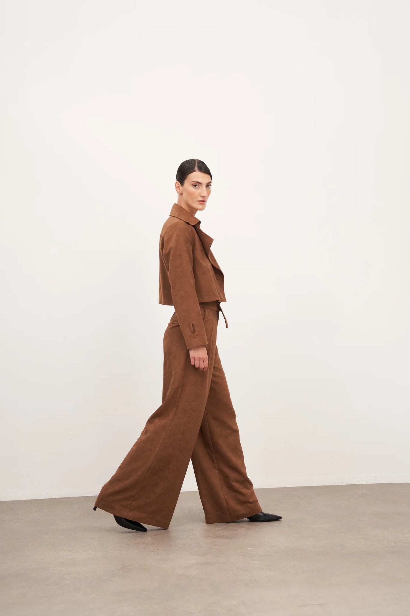 Taba Süet Kemerli Kısa Ceket