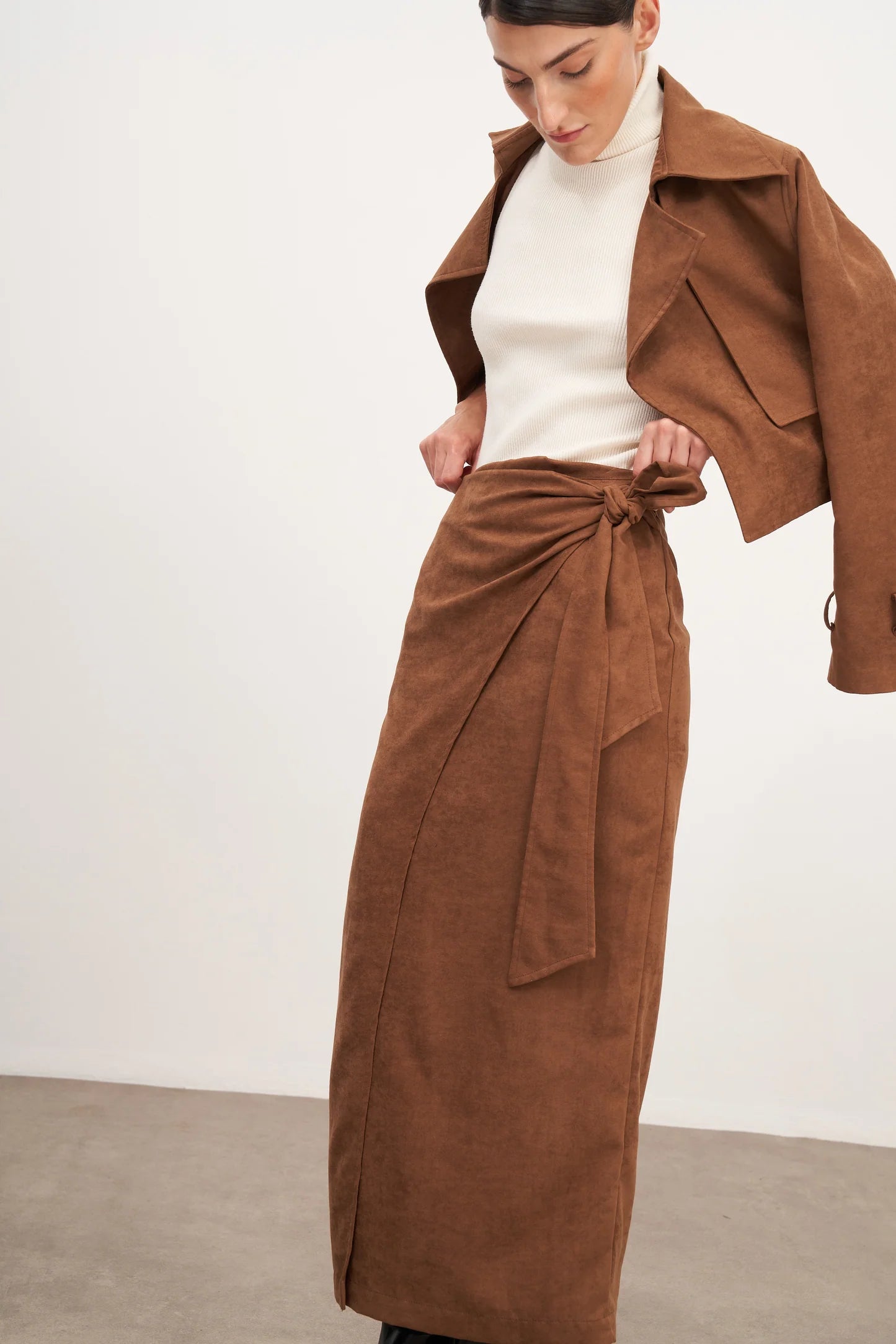 Taba Süet Bağlamalı Uzun Etek