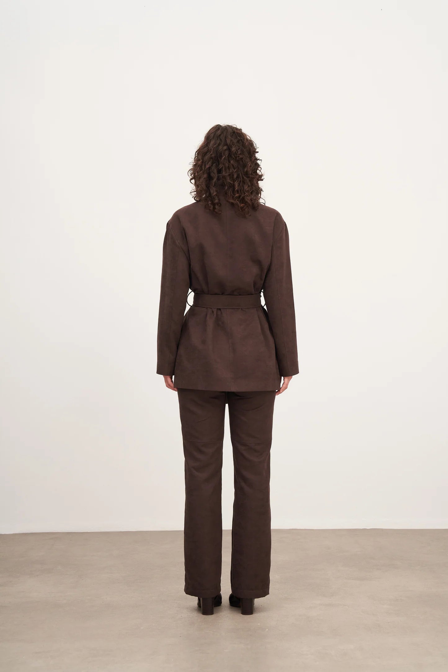 Acı Kahve Süet Kemerli ve Cep Detaylı Ceket