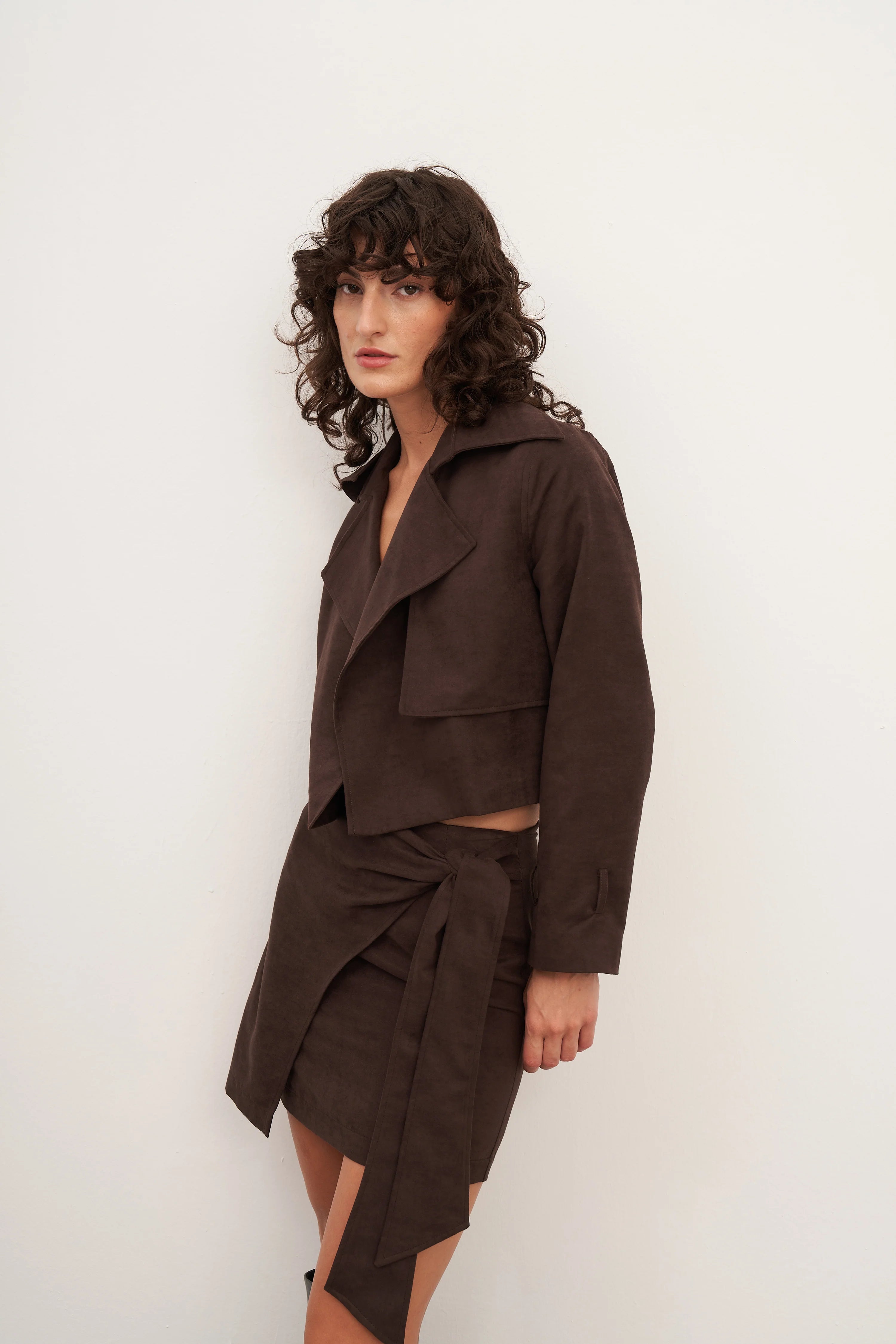 Acı Kahve Süet Kemerli Kısa Ceket