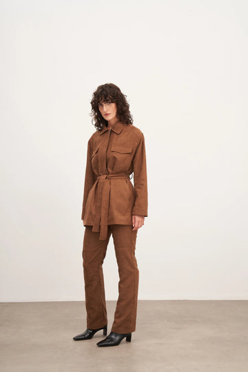 Taba Süet Bağlama ve Cep Detaylı Ceket