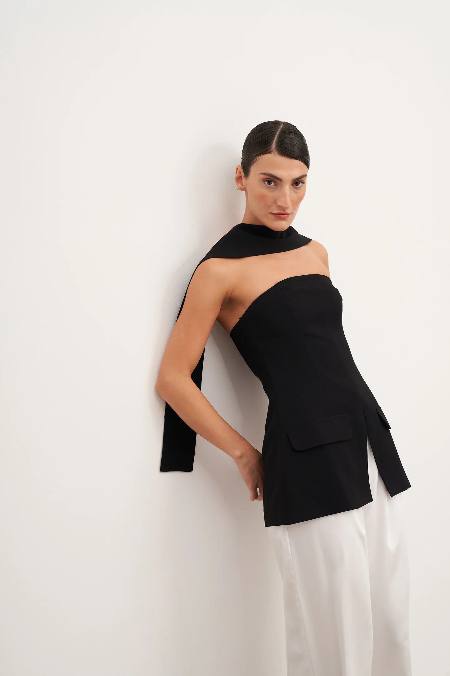 Cep ve Yırtmaç Detaylı Büstiyer