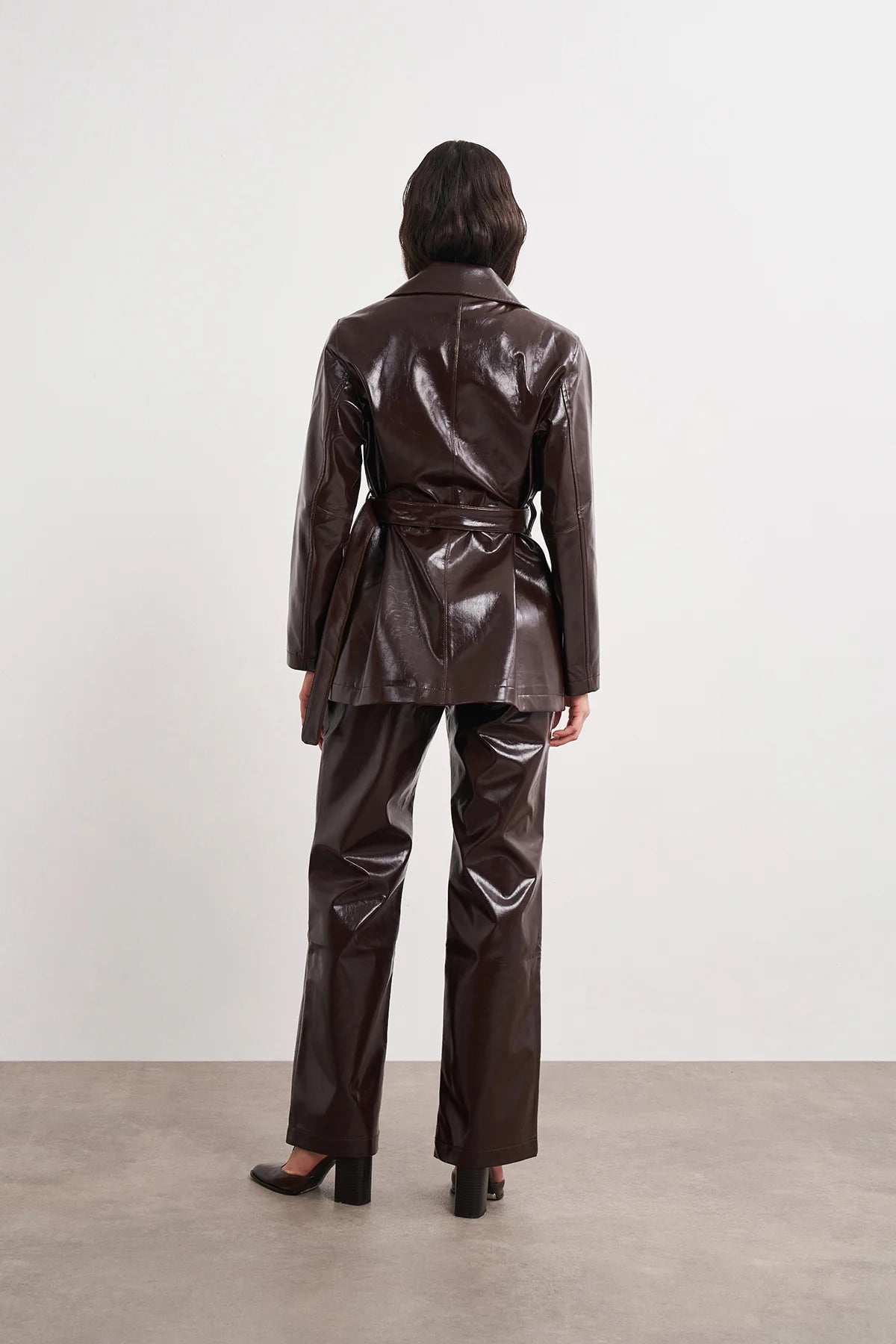 Acı Kahve Kemerli Cep Detaylı Damarlı Deri Ceket